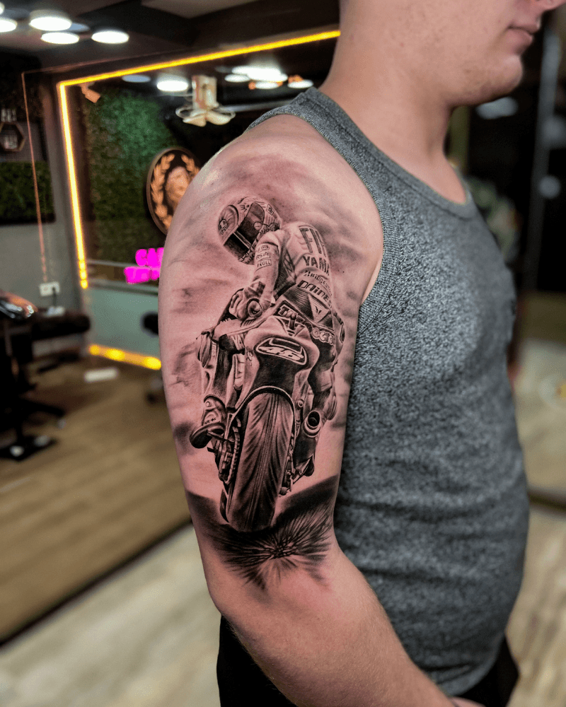 Tattoo by Serdar Bolukbaşi